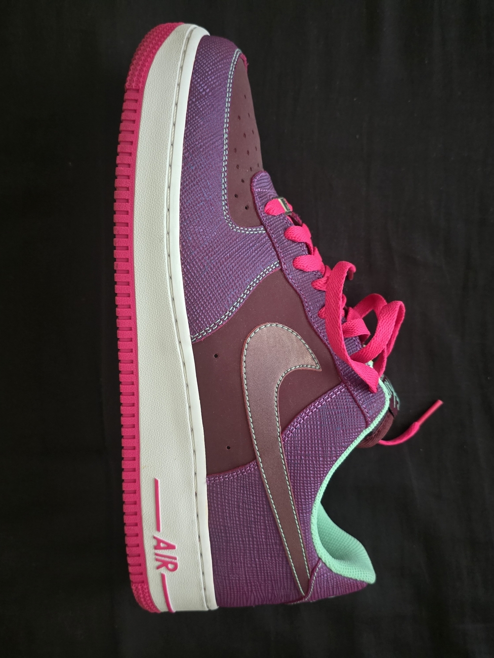 Men's Athletic Sneakers in Purple & Hot Pink